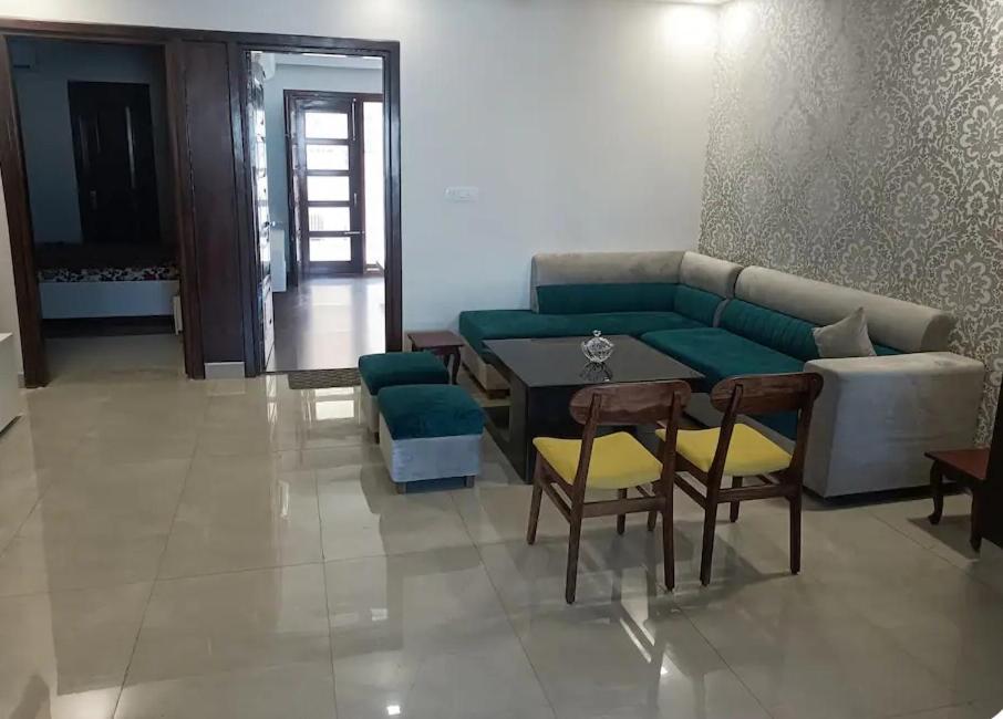 Homistay 1 Bhk Panchkula Ngoại thất bức ảnh