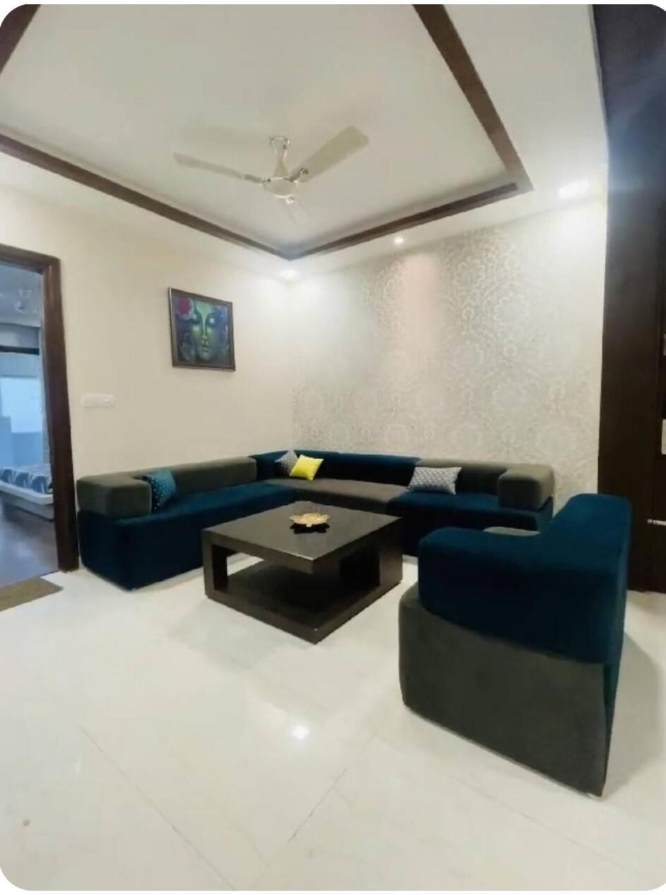Homistay 1 Bhk Panchkula Ngoại thất bức ảnh