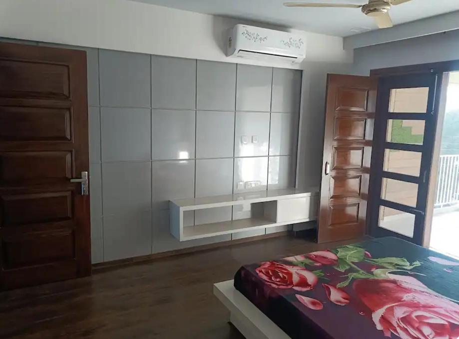 Homistay 1 Bhk Panchkula Phòng bức ảnh